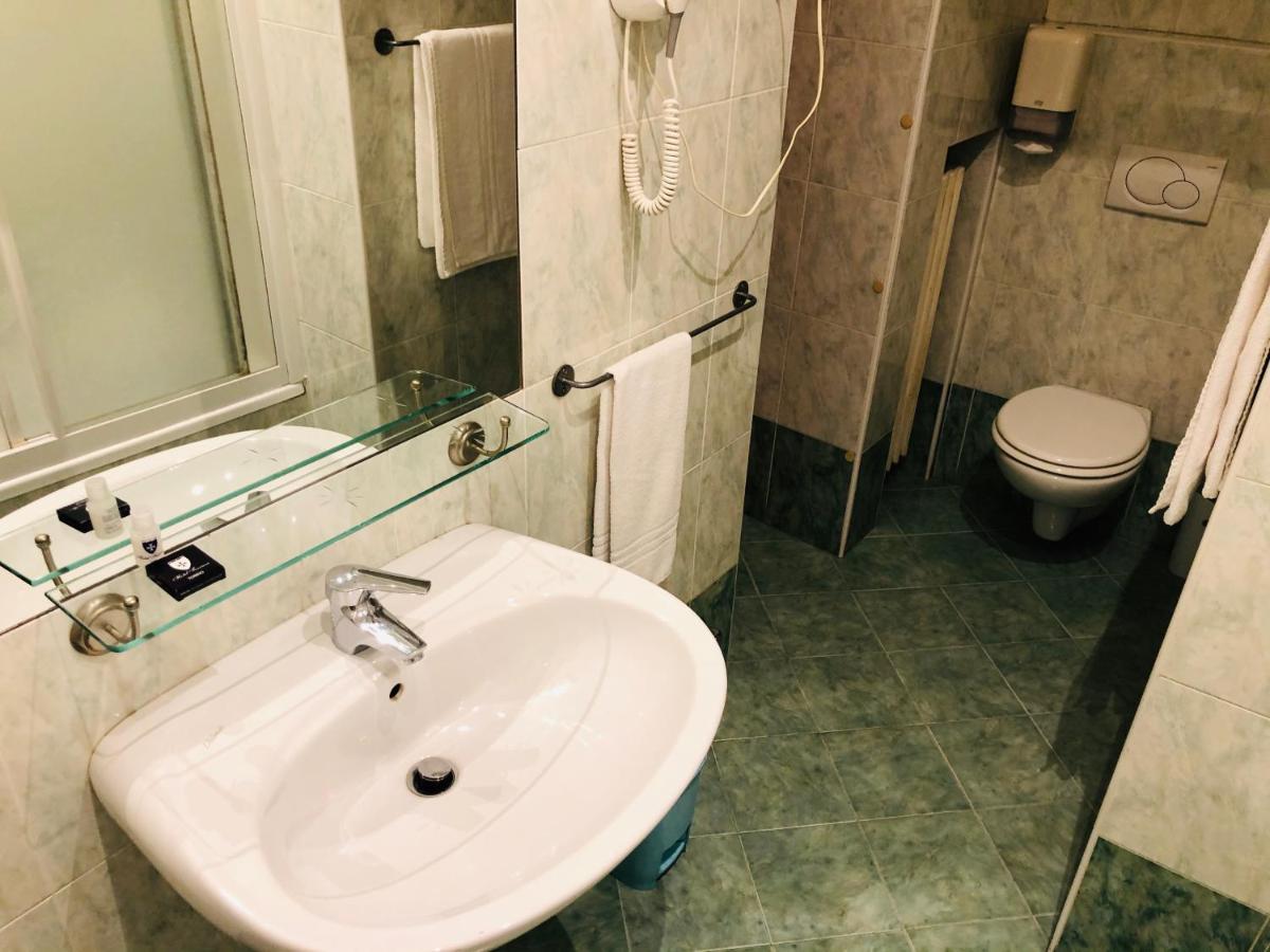 Hotel Ferrucci Turin Bagian luar foto